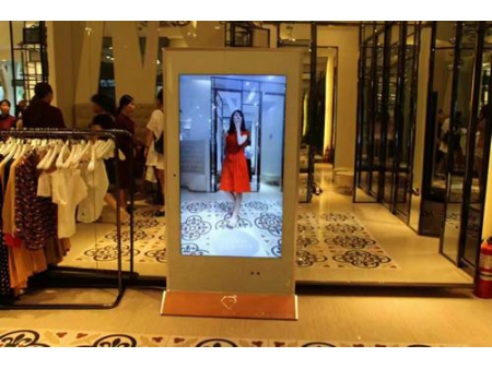 Digitaler Shopping-Spiegel/Interaktive Einkaufstische