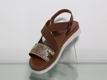 Sandalen mit dicker Sohle